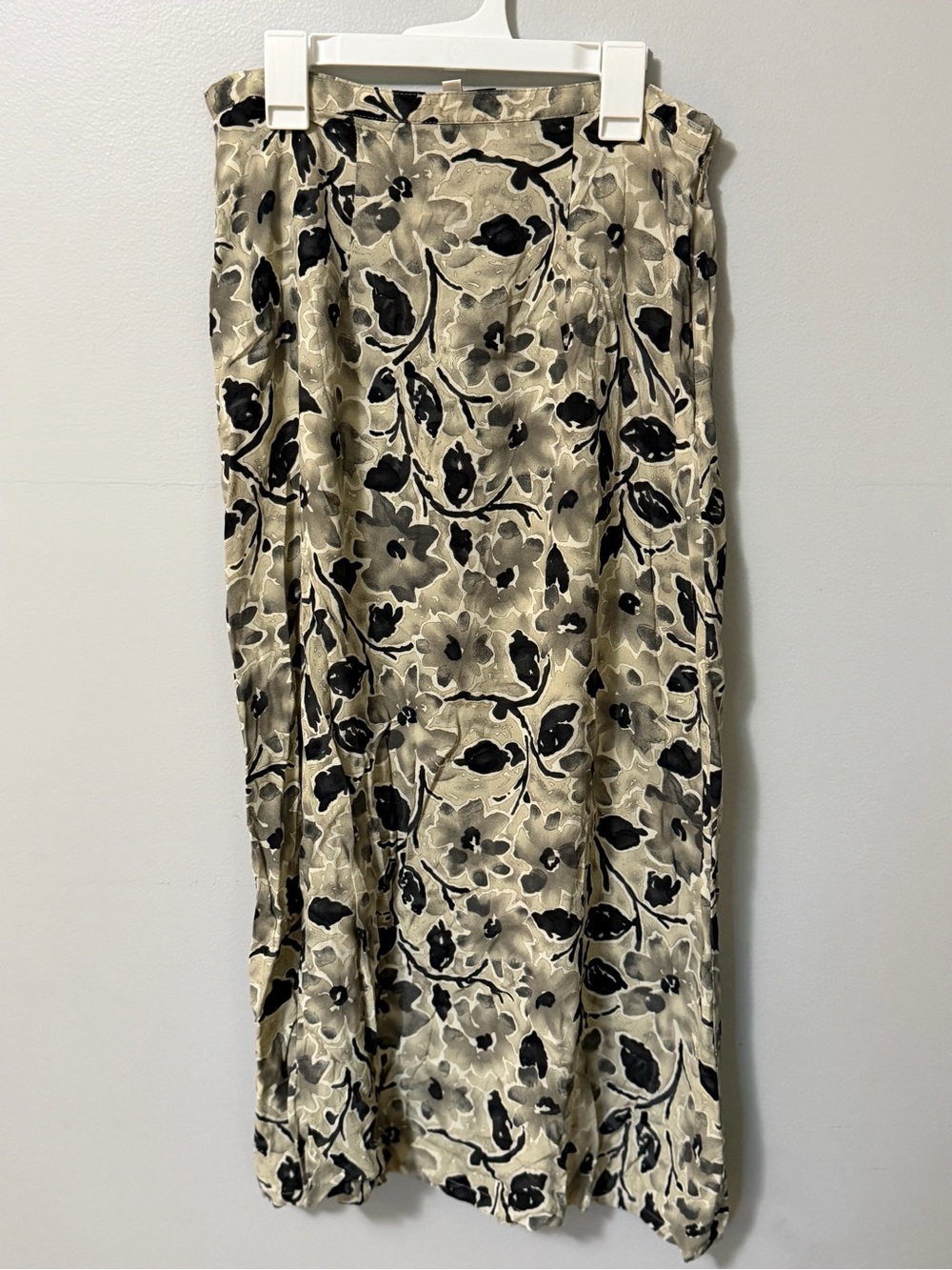 Essentials JPR Women’s M Maxi Skirt Beige Black Floral Side Zip Vintage Y2K
